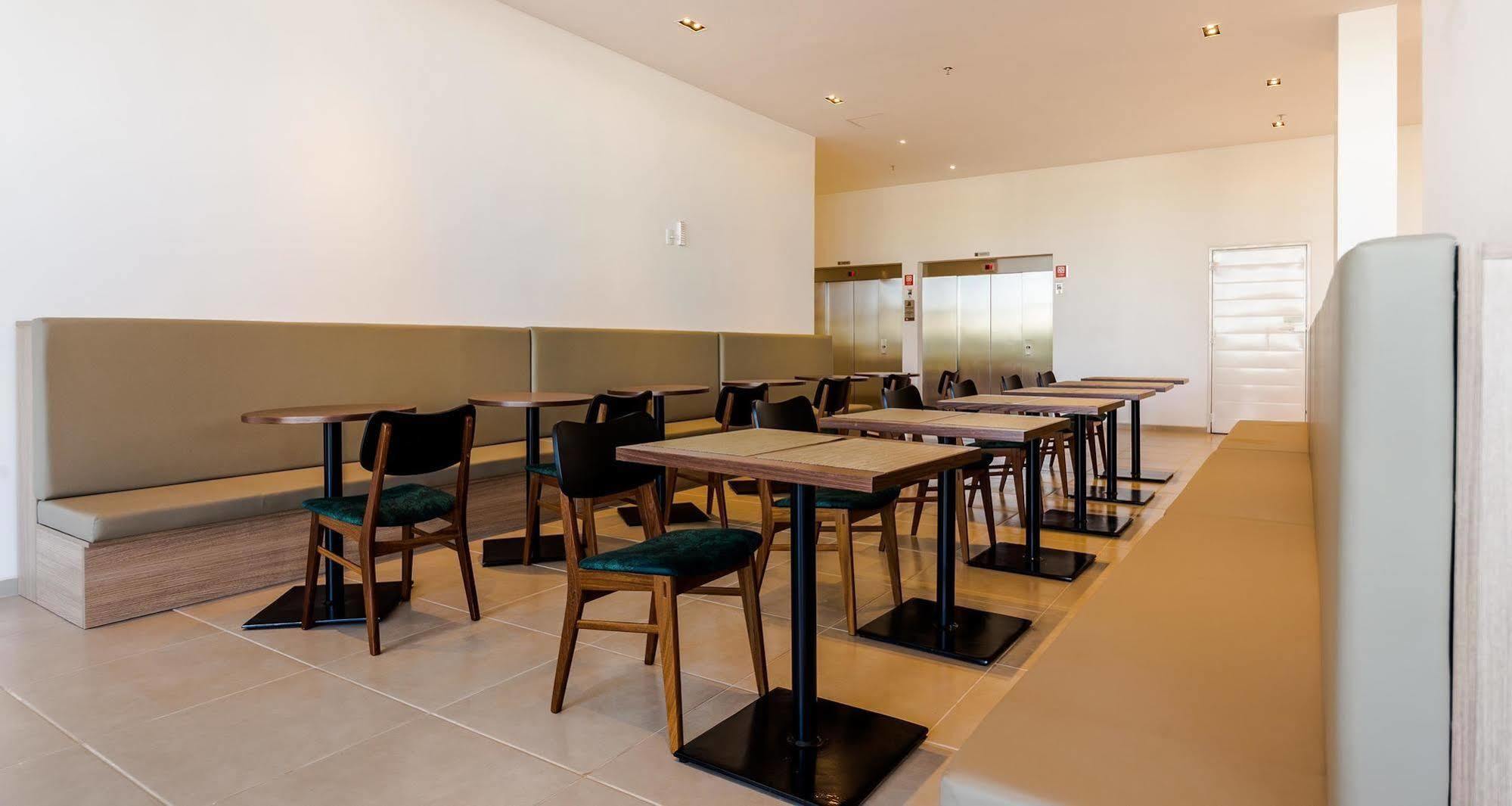 Tulip Inn Campos Dos Goytacazes Ngoại thất bức ảnh
